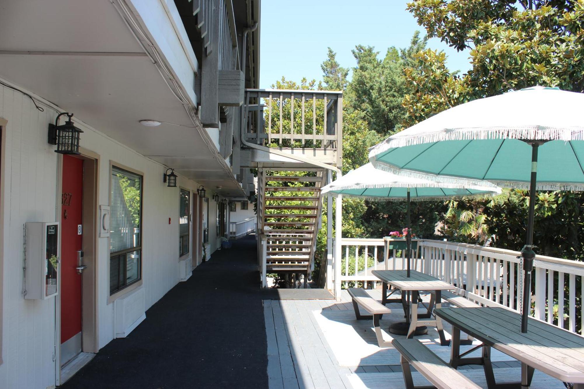 Cedarwood Inn Of Ashland Extérieur photo